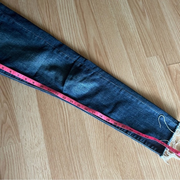 Levi's Women's Skinny Jeans - Blue - Picture 9 of 11